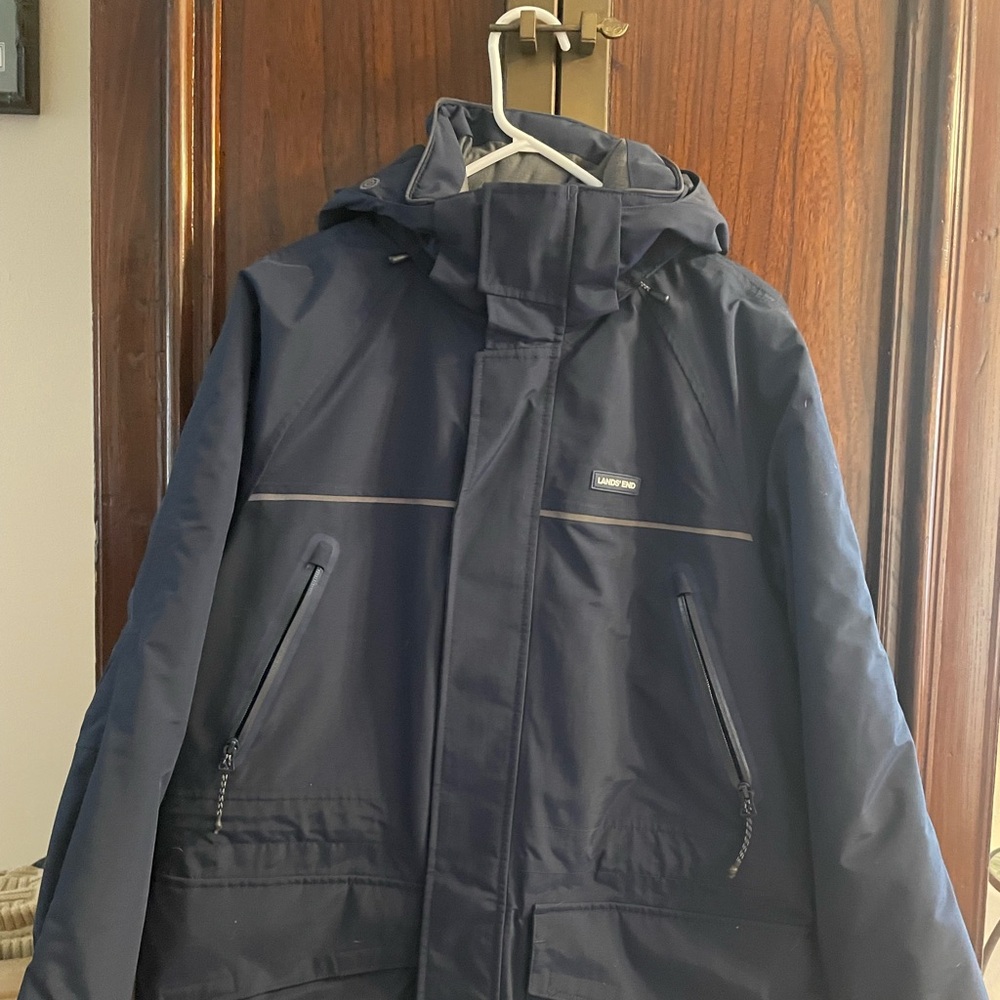 NWOT, Woman’s lands end winter squall coat, thigh length, removable hood